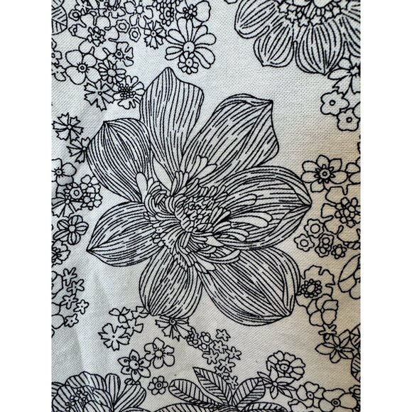 ORIGINAL PENGUIN Black & White Floral Slim-Fit Short-Sleeve Button Down - Picture 3 of 6